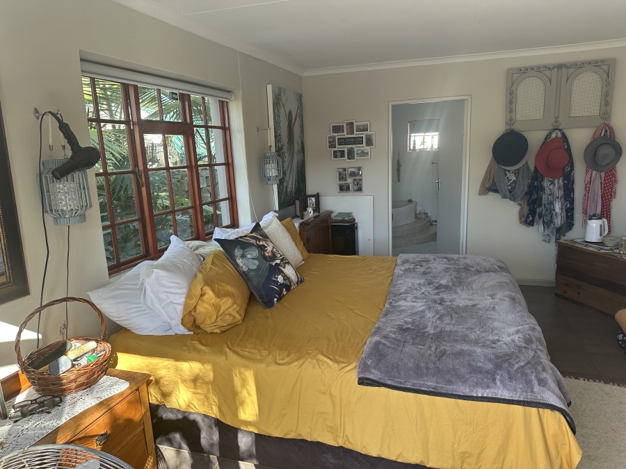 4 Bedroom Property for Sale in Fraaiuitsig Western Cape